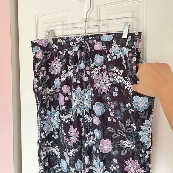 Ann Taylor LOFT Floral Lightweight Wide Leg Drawstring Pull On Multi Color Pants - Picture 5 of 10